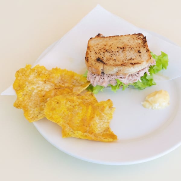 Sándwich de Atún